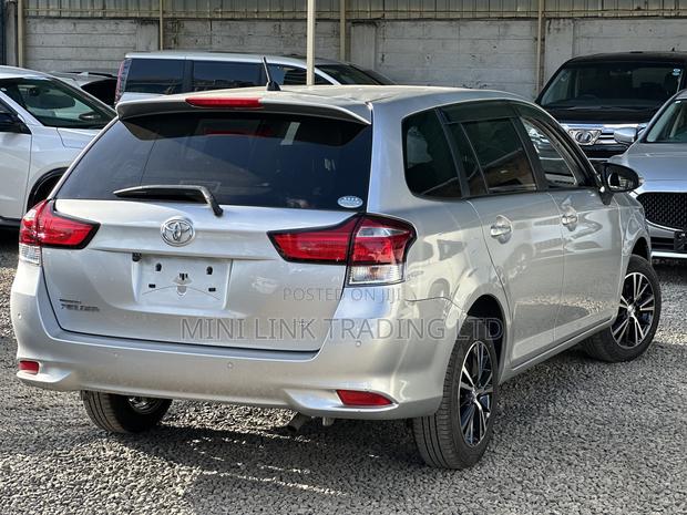 Toyota Corolla Fielder 1.5 Petrol AWD 2020 Silver