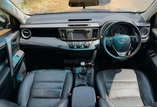 Toyota RAV4 2018 Gray