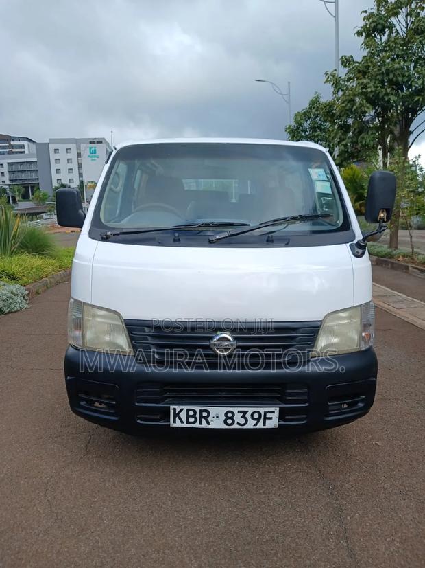 Nissan Caravan 2006 White