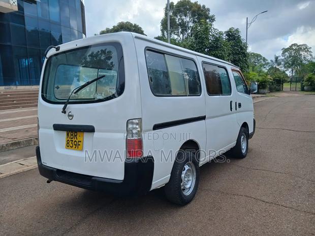 Nissan Caravan 2006 White