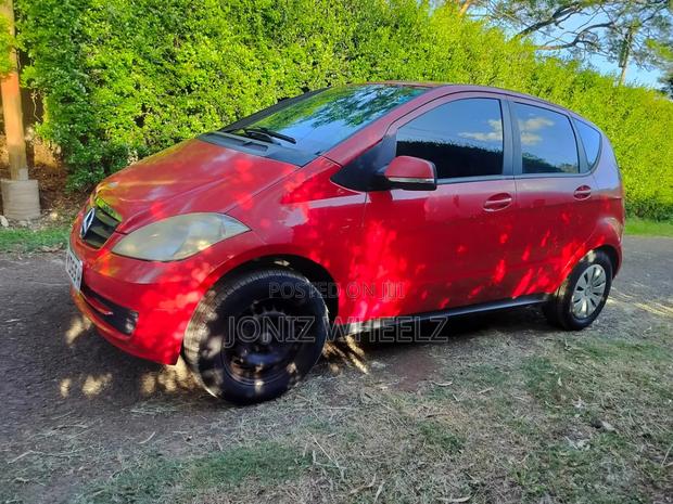 Mercedes-Benz A-Class 2011 Red