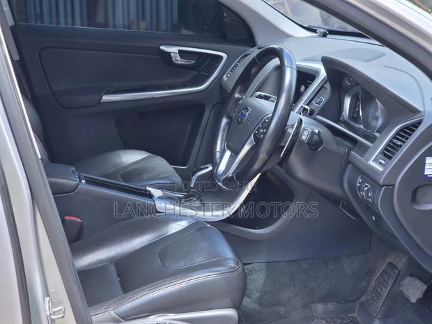 Volvo XC60 T5 AWD 2016 Silver