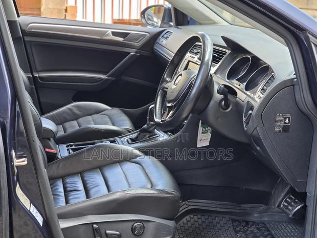 Volkswagen Golf Alltrack 2016 Blue