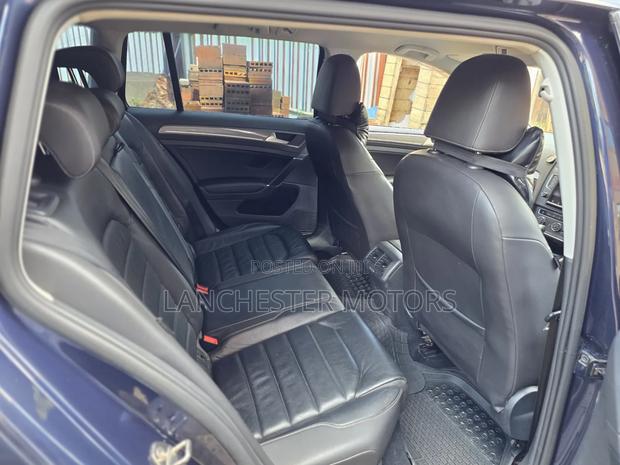 Volkswagen Golf Alltrack 2016 Blue