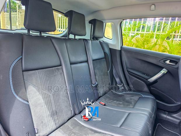 Peugeot 2008 2019 White