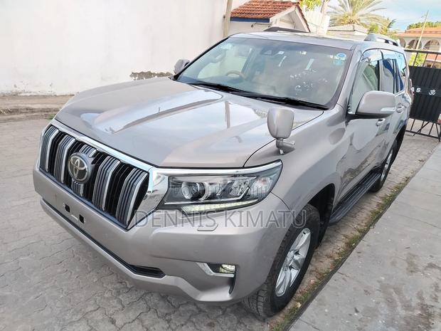 Toyota Land Cruiser Prado 2019 Beige