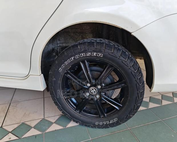 Toyota Corolla Fielder 2017 White