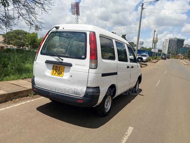Toyota TownAce 2005 White
