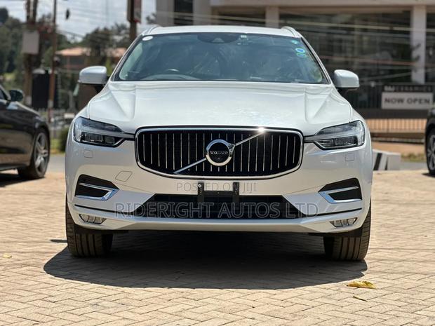 Volvo XC60 2020 White