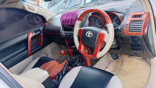 Toyota Land Cruiser Prado 2015 White
