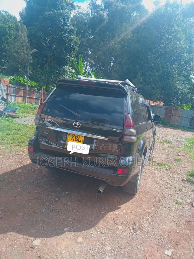 Toyota Land Cruiser Prado 2006 Black