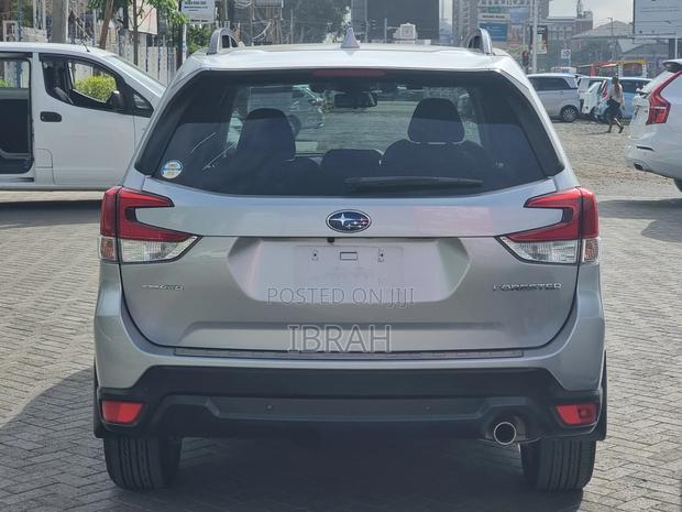 Subaru Forester 2018 Silver