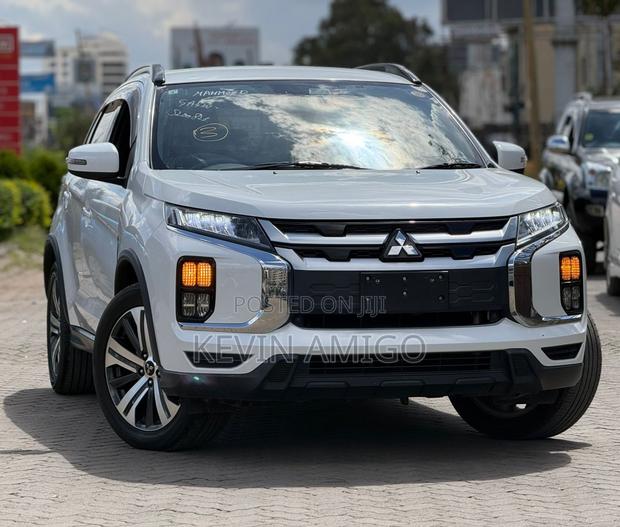 Mitsubishi RVR 2019 White
