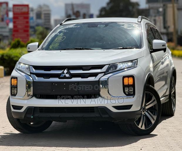 Mitsubishi RVR 2019 White