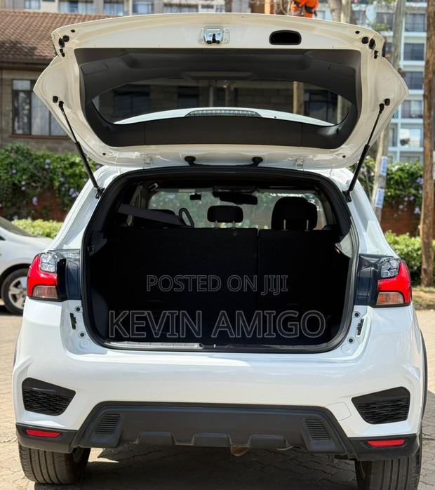 Mitsubishi RVR 2019 White