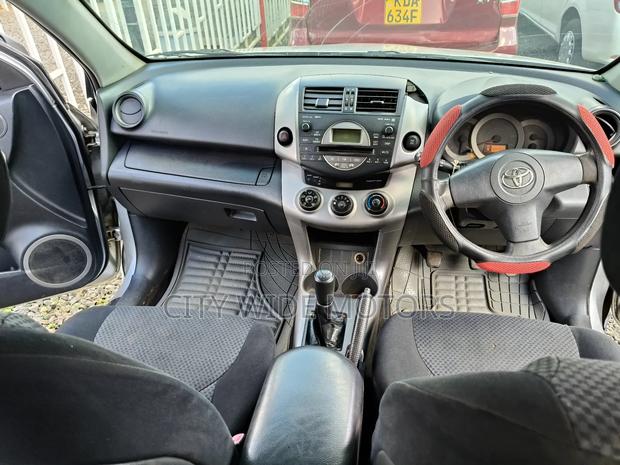 Toyota RAV4 2008 Silver