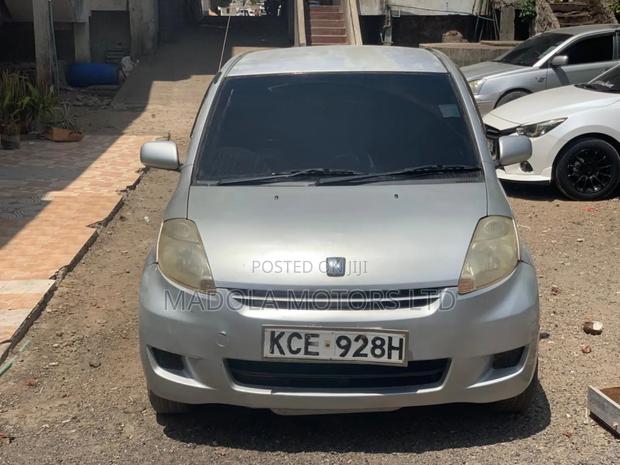 Toyota Passo 1.0 AWD 2010 Silver