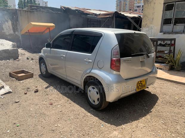 Toyota Passo 1.0 AWD 2010 Silver