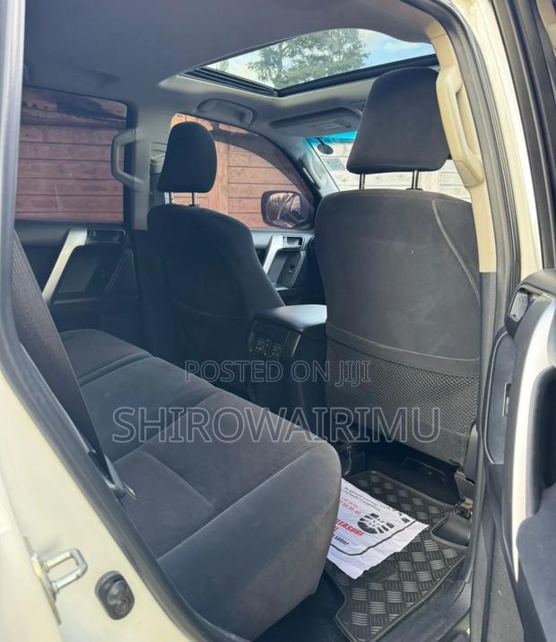 Toyota Land Cruiser Prado 2016 Pearl