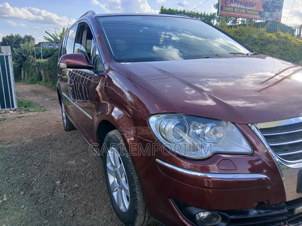 Volkswagen Touran 2008 Maroon