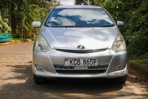 Toyota Wish 2007 Silver