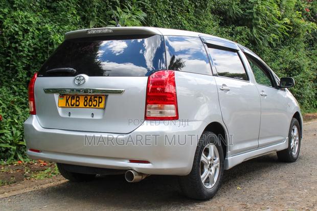 Toyota Wish 2007 Silver