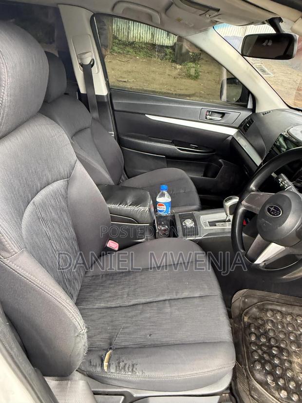 Subaru Legacy 2012 White