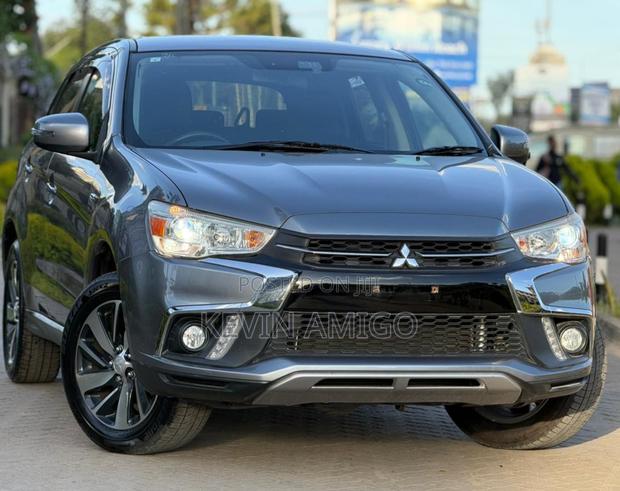 Mitsubishi RVR 2019 Silver