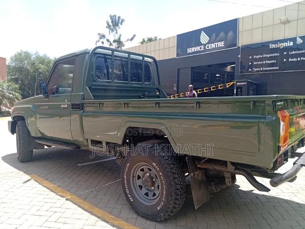 Toyota Land Cruiser 2015 Green