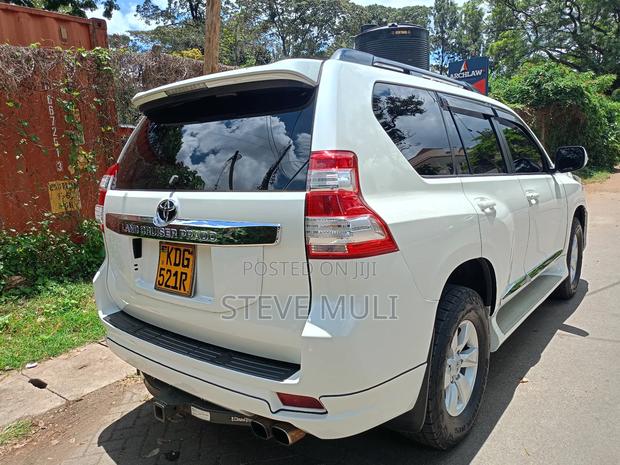 Toyota Land Cruiser Prado 2016 White