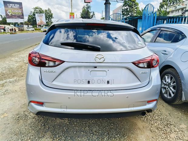Mazda Axela 2018 Gray