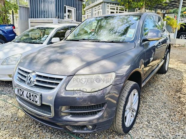 Volkswagen Touareg 2.5 TDi Tiptronic 2009 Gray