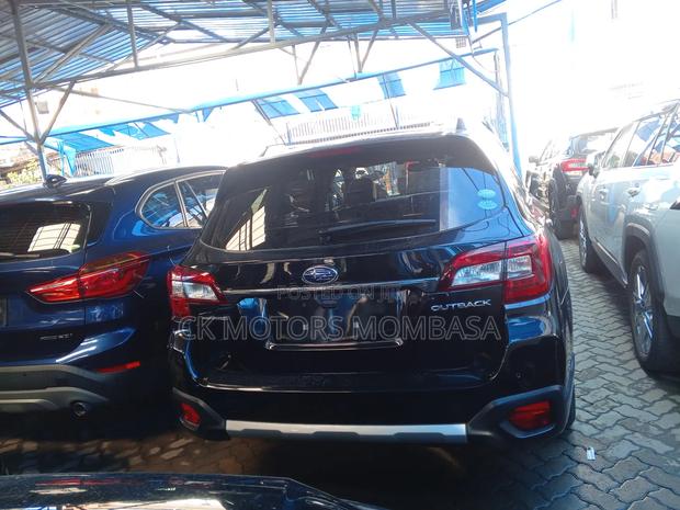 Subaru Outback 2019 Black