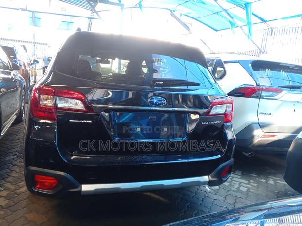 Subaru Outback 2019 Black