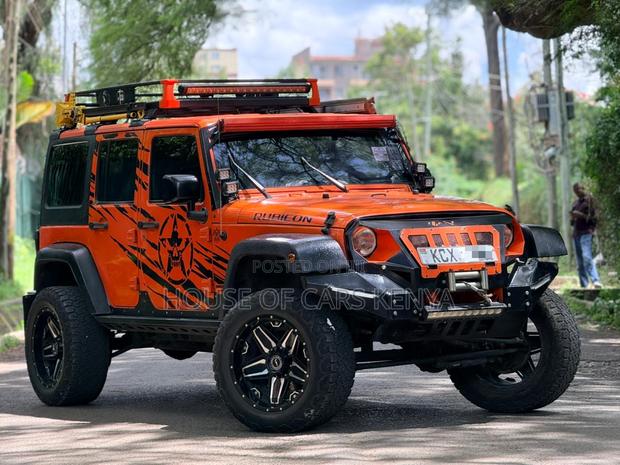 Jeep Wrangler 2012 Orange