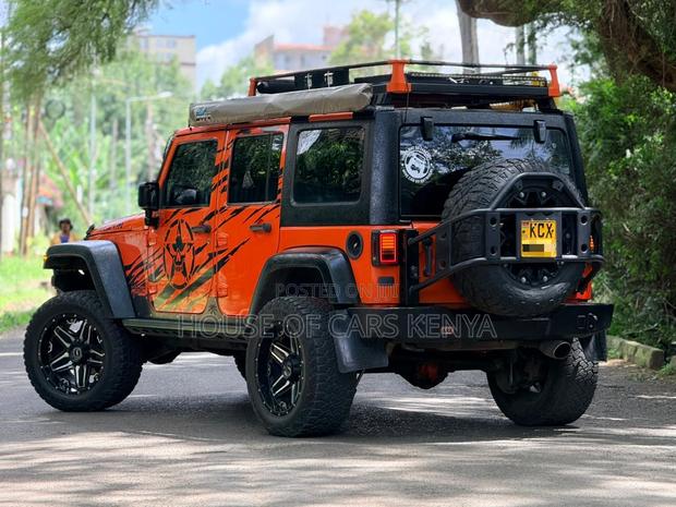 Jeep Wrangler 2012 Orange