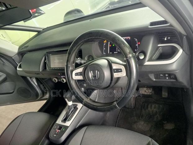 Honda Fit 2020 Silver