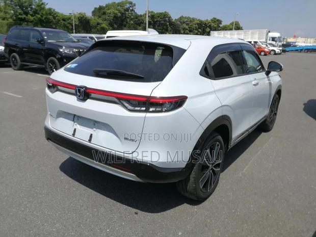 Honda Vezel 2022 White
