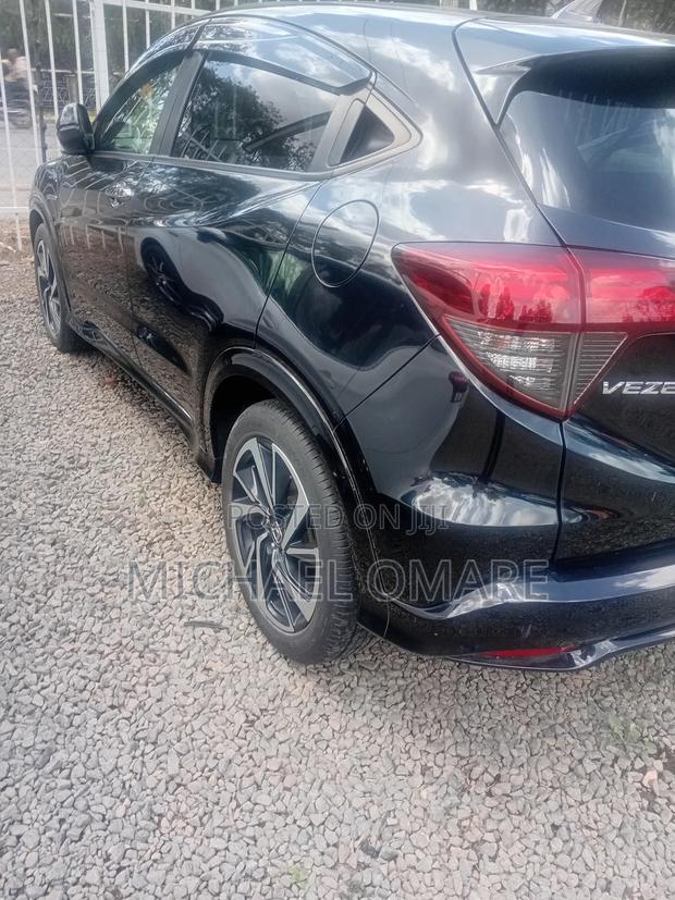 Honda Vezel 1.5 Hybrid 4WD 2018 Blue