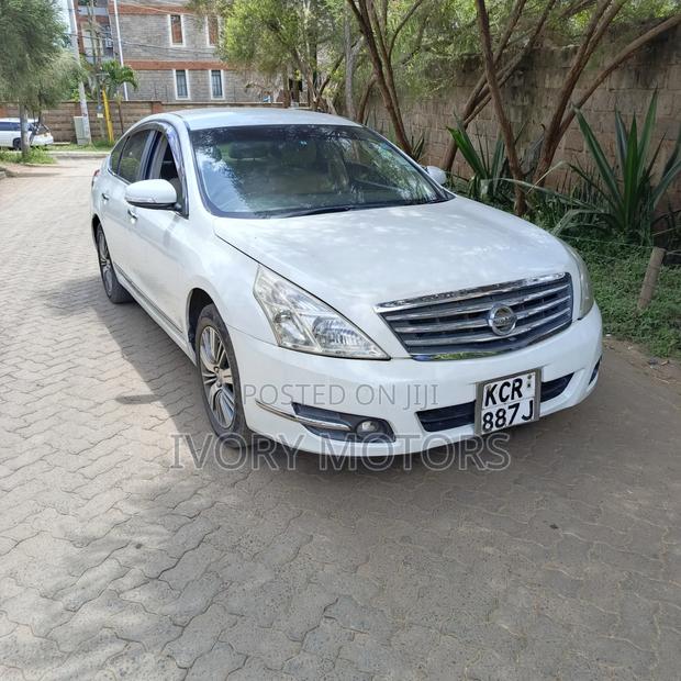 Nissan Teana 2011 White