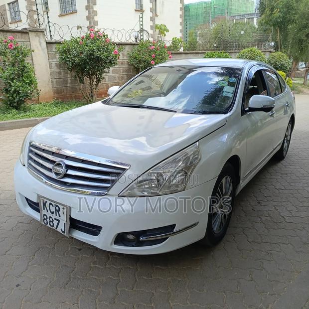 Nissan Teana 2011 White