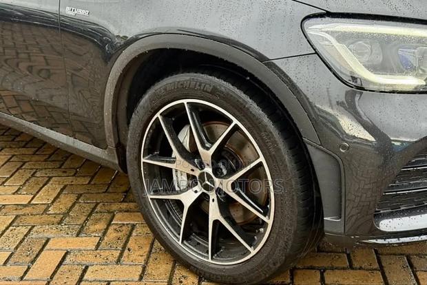 Mercedes-Benz GLC-Class 2021 Black