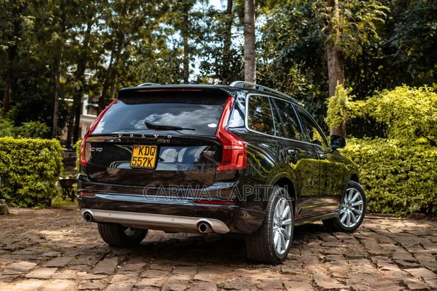 Volvo XC90 T5 Momentum AWD (2.0L 4cyl 8A) 2017 Black