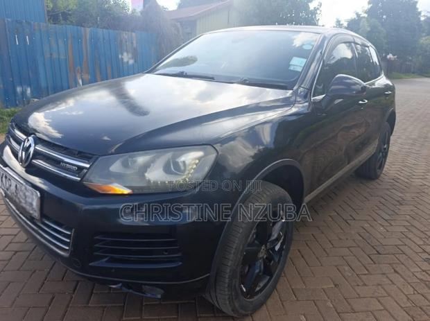 Volkswagen Touareg Hybrid 2011 Black