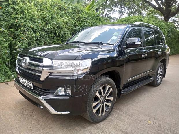 Toyota Land Cruiser 4.6 V8 ZX 2012 Black