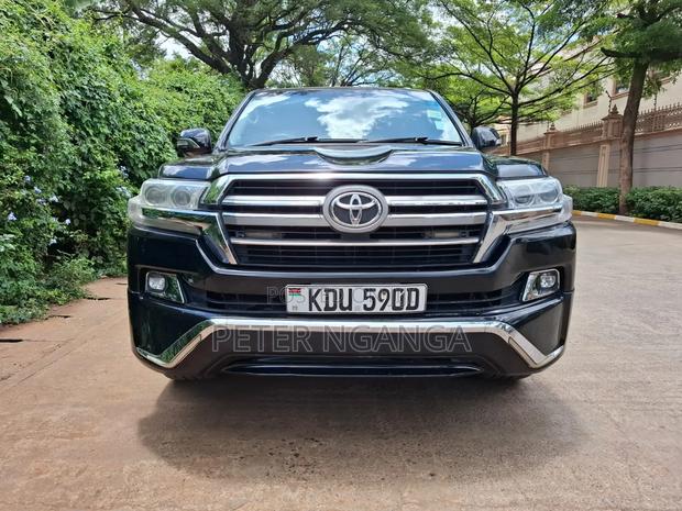 Toyota Land Cruiser 2011 Matt Black