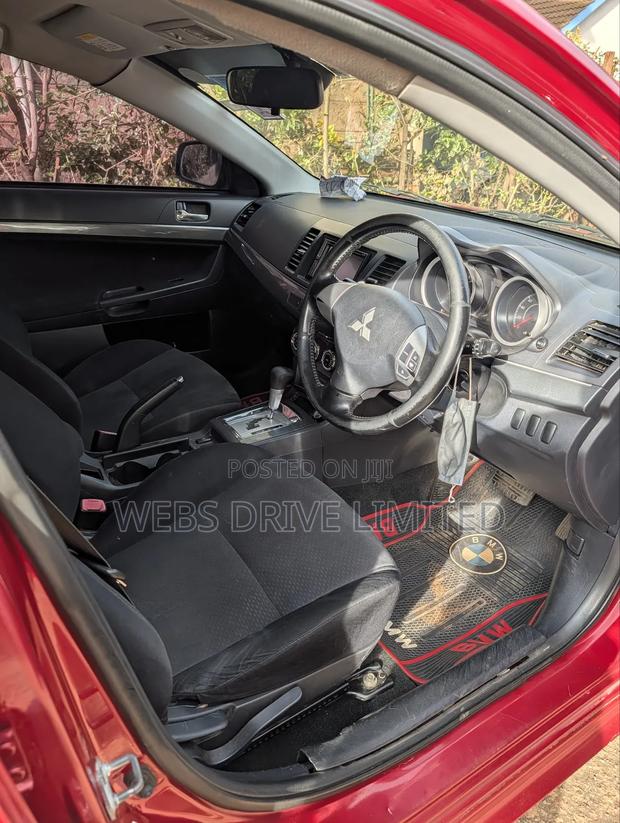 Mitsubishi Galant ES 2011 Red