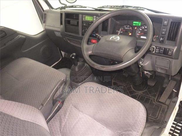 Mazda Titan Dash 2020 White