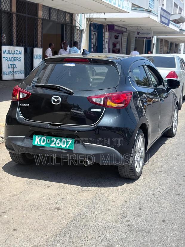 Mazda Demio 2018 Black