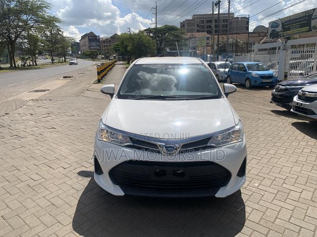 Toyota Corolla Fielder 1.5 Hybrid FWD 2020 White